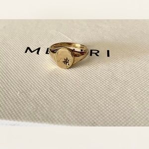Mesurions Star Signet Ring
